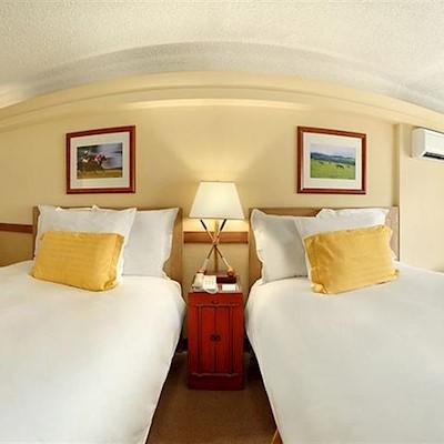 Equus Hotel