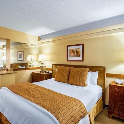 Equus Hotel